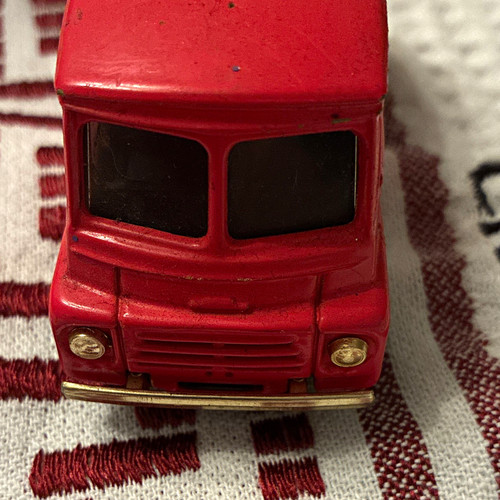 Standard fireworks red diecast - red,